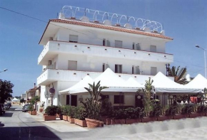 Гостиница Hotel Noto Marina Beach, Марина Ди Модика